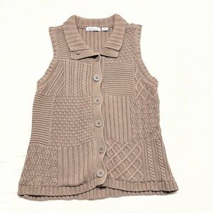 Liz Claiborne Chunky Knit Sweater Vest Size M Cottagecore Button Up Beige